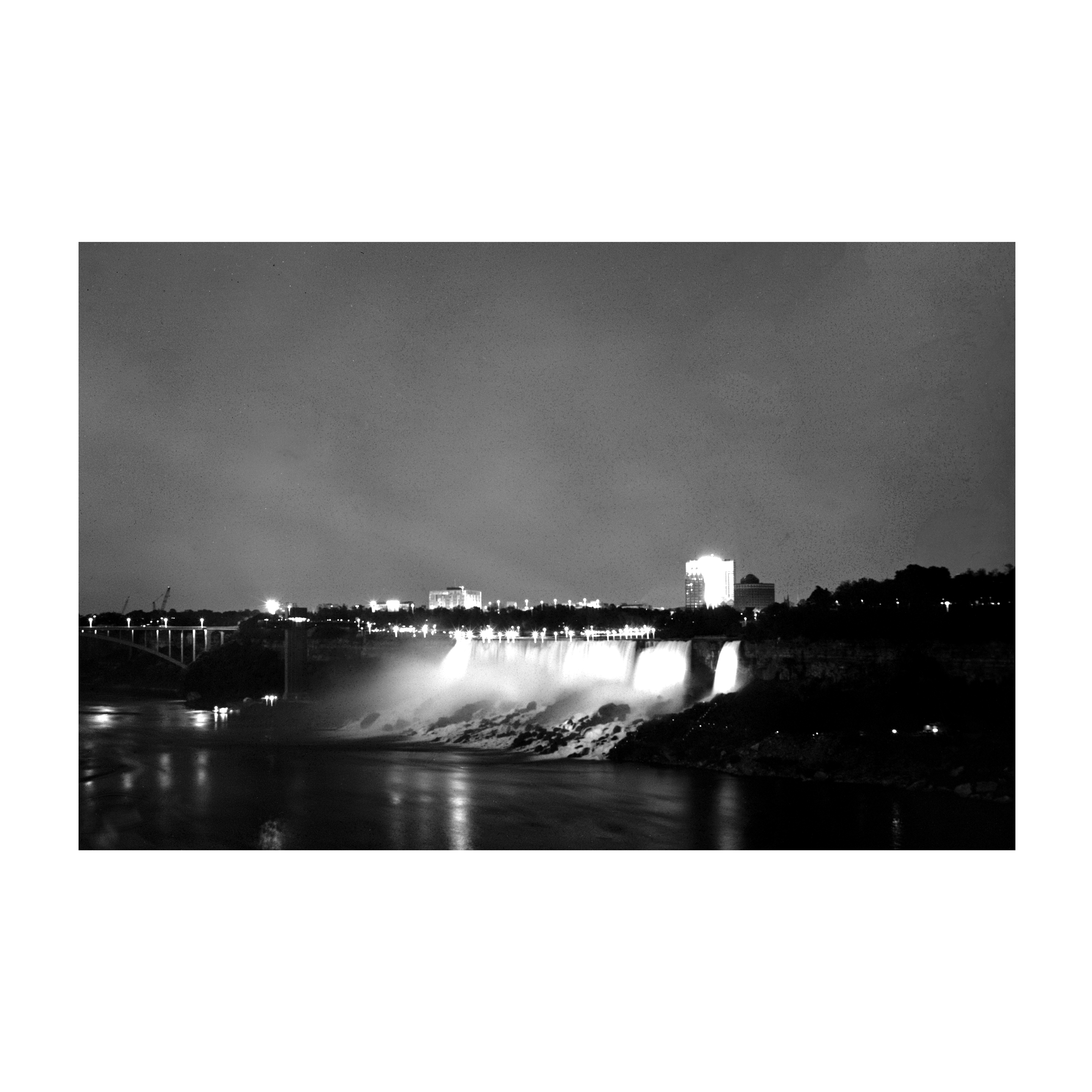 Niagara Falls illuminated at night
